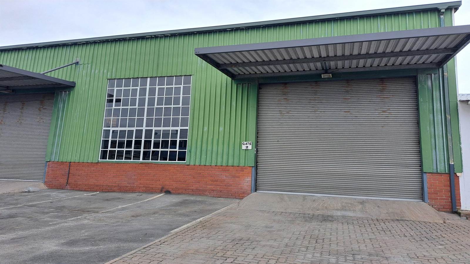 775  m² Commercial space in Pinetown Central photo number 2
