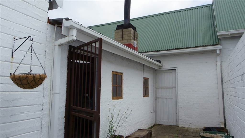 3 Bed Townhouse in Harrismith photo number 7
