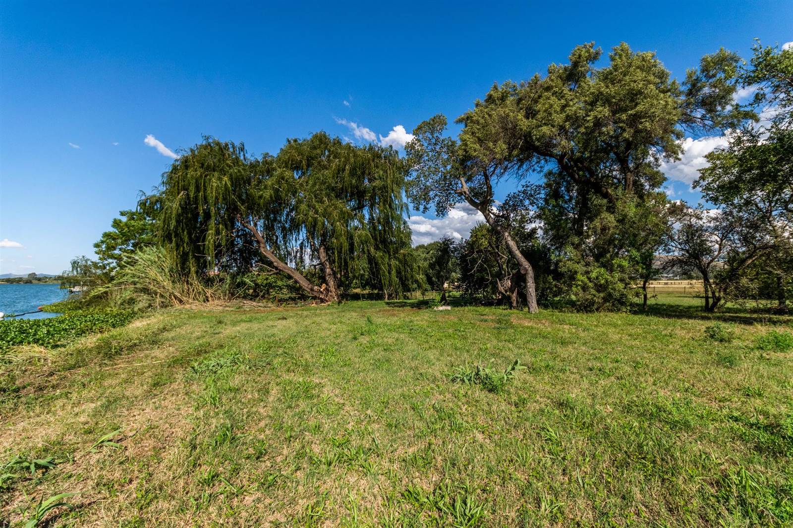 2368 m² Land available in The Coves photo number 9
