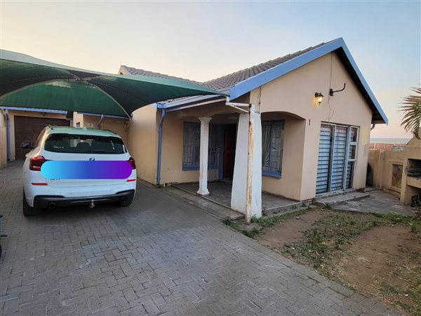 5 Bed House in Tlhabane