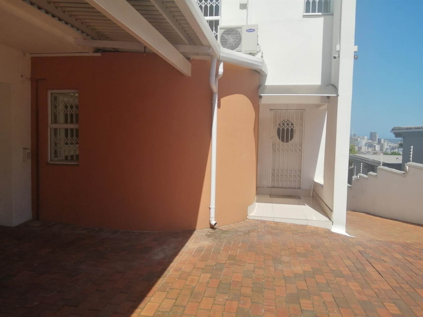 4 Bed Townhouse in Musgrave photo number 21