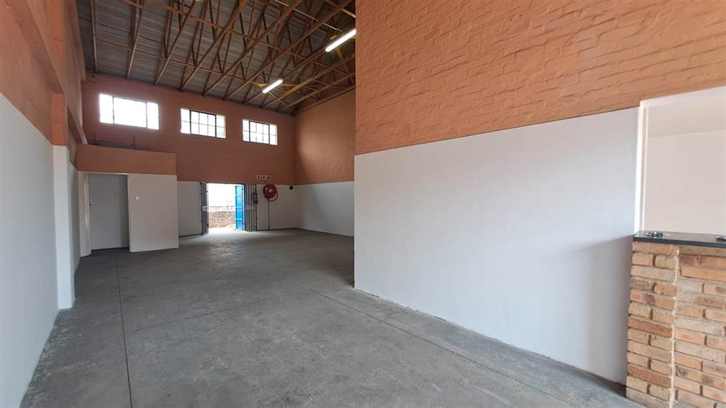 151  m² Industrial space in Silverton photo number 2