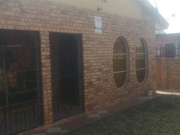 3 Bedroom House 3 Bedroom House