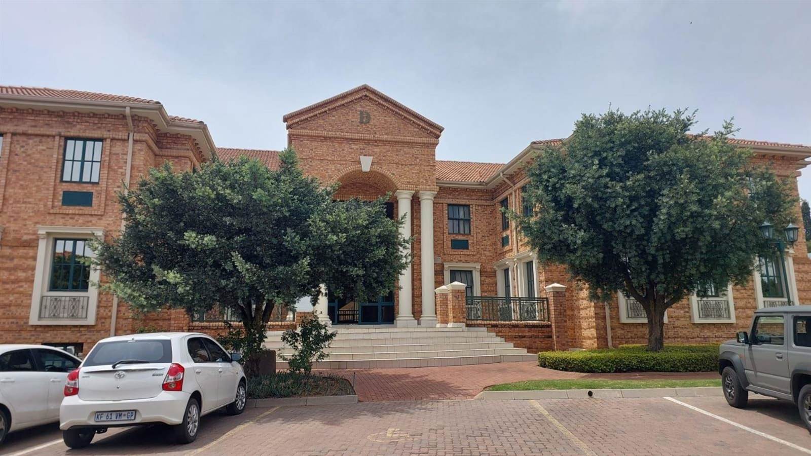 206  m² Commercial space in Bryanston photo number 1