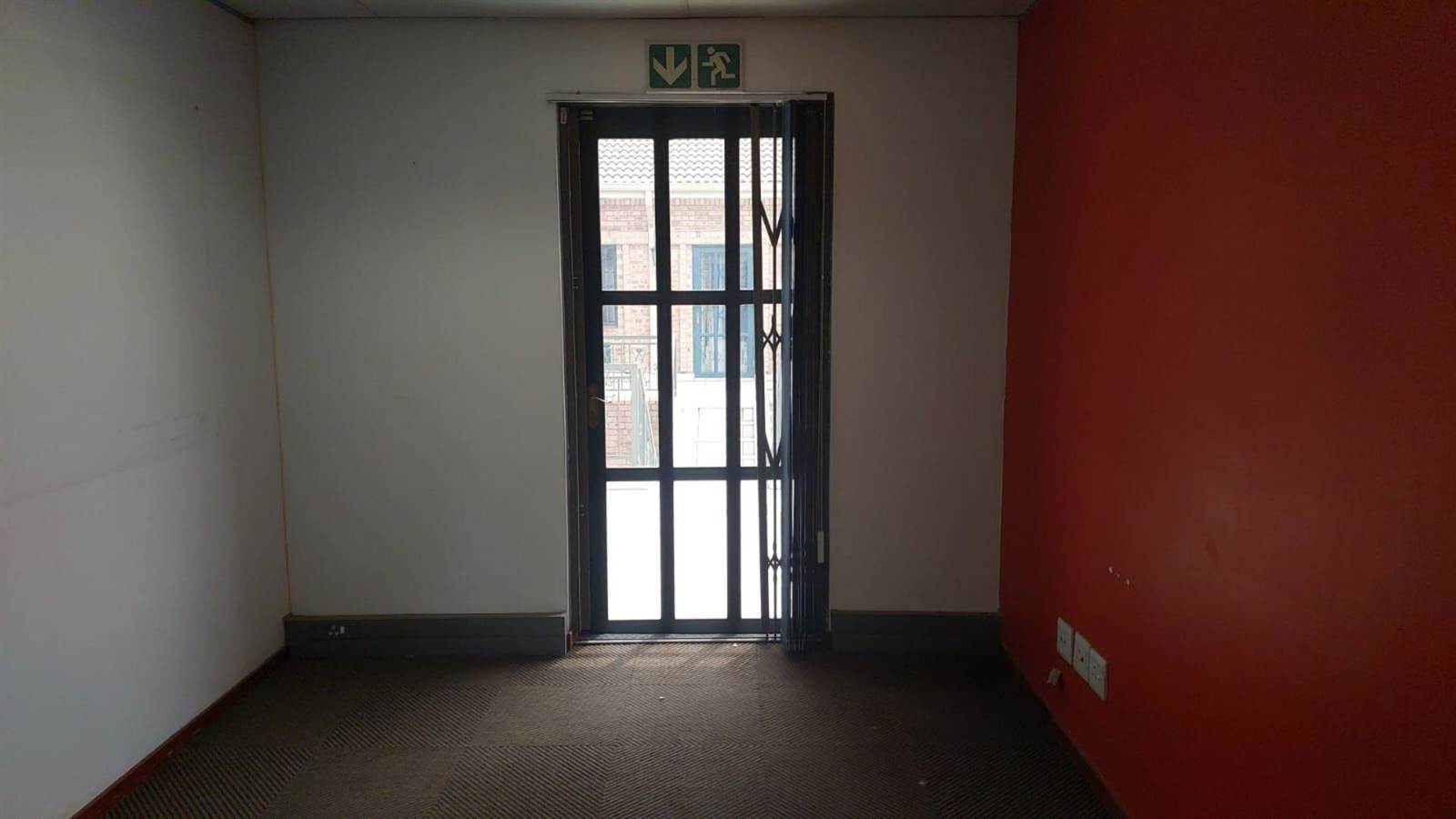 206  m² Commercial space in Bryanston photo number 11