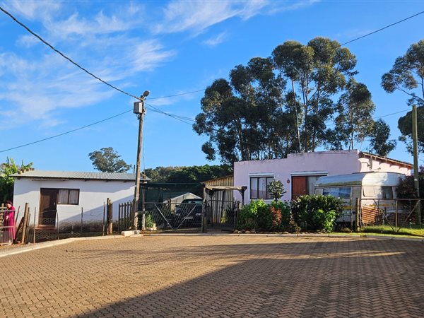 2 Bedroom House 2 Bedroom House