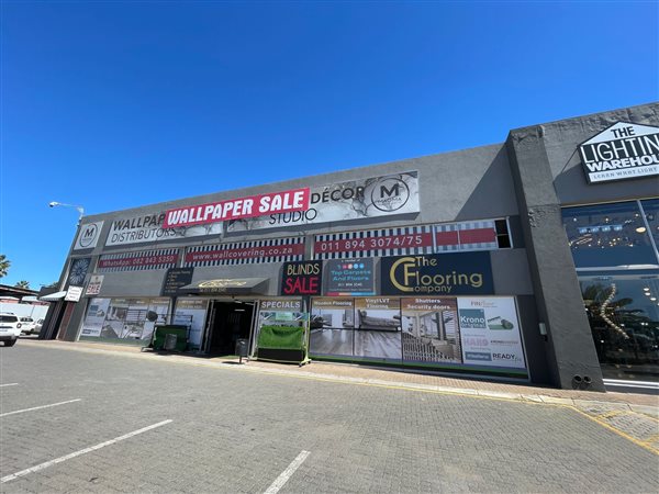 375  m² Commercial space in Beyers Park