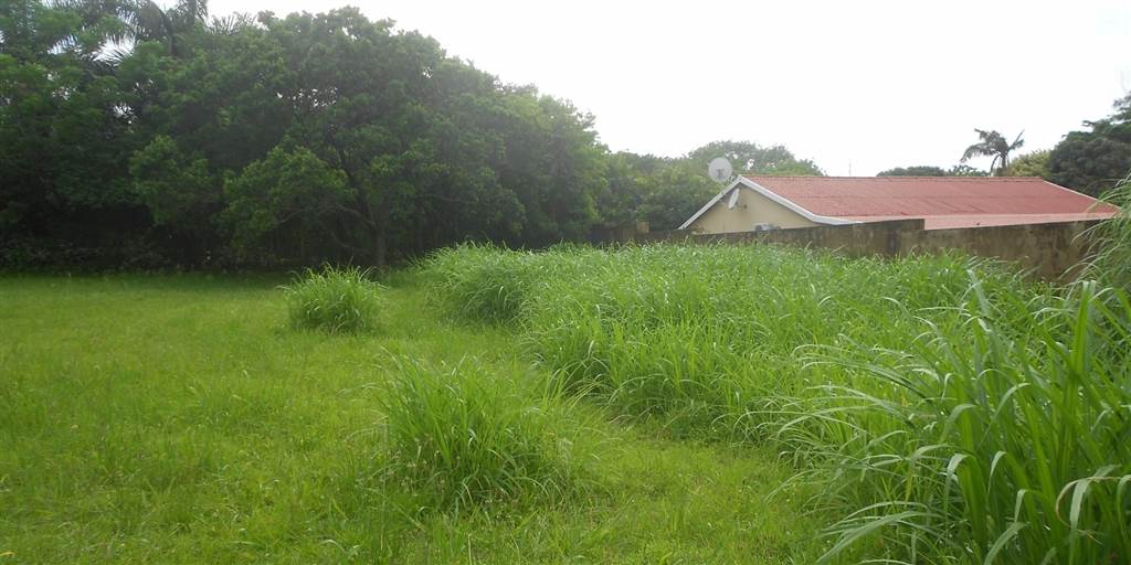 2408 m² Land available in Umtentweni photo number 10