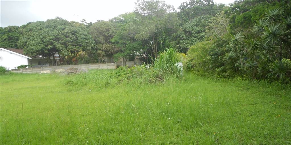 2408 m² Land available in Umtentweni photo number 8