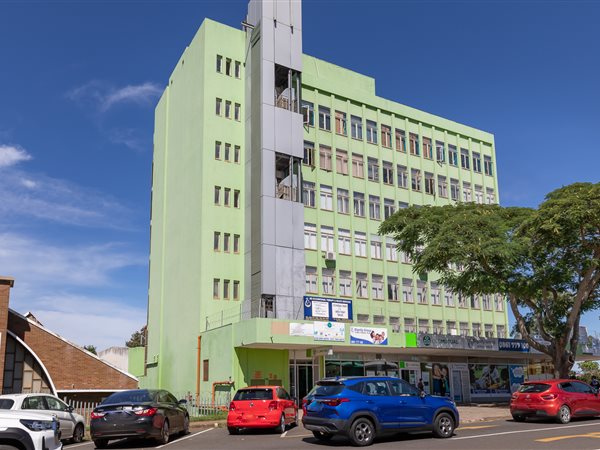 1 345  m² Commercial space