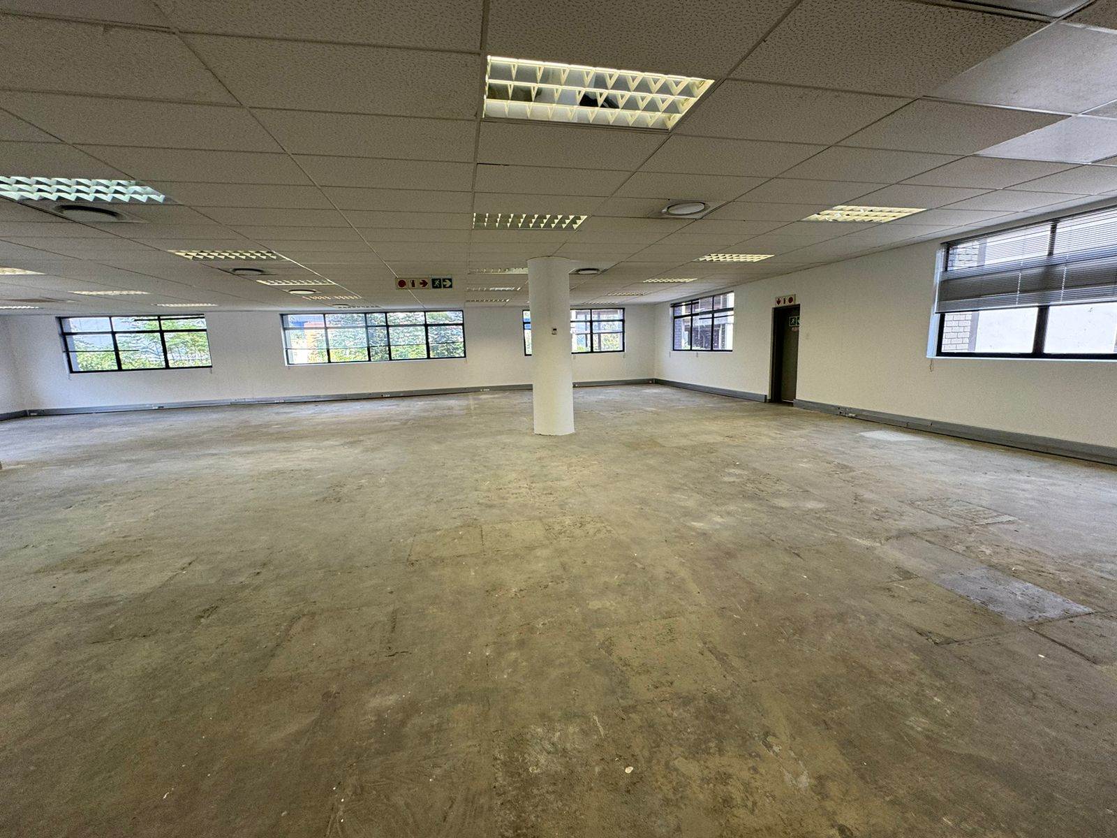 317  m² Commercial space in Sunninghill photo number 8