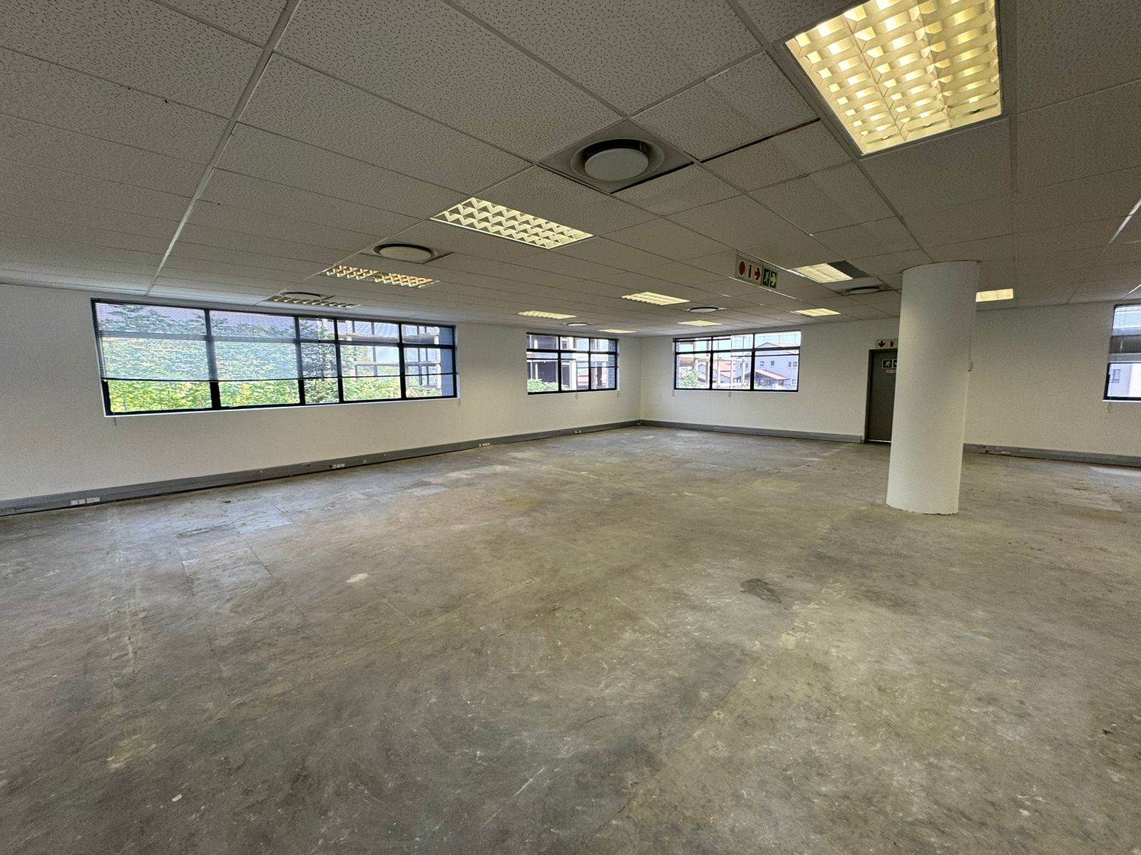 317  m² Commercial space in Sunninghill photo number 10
