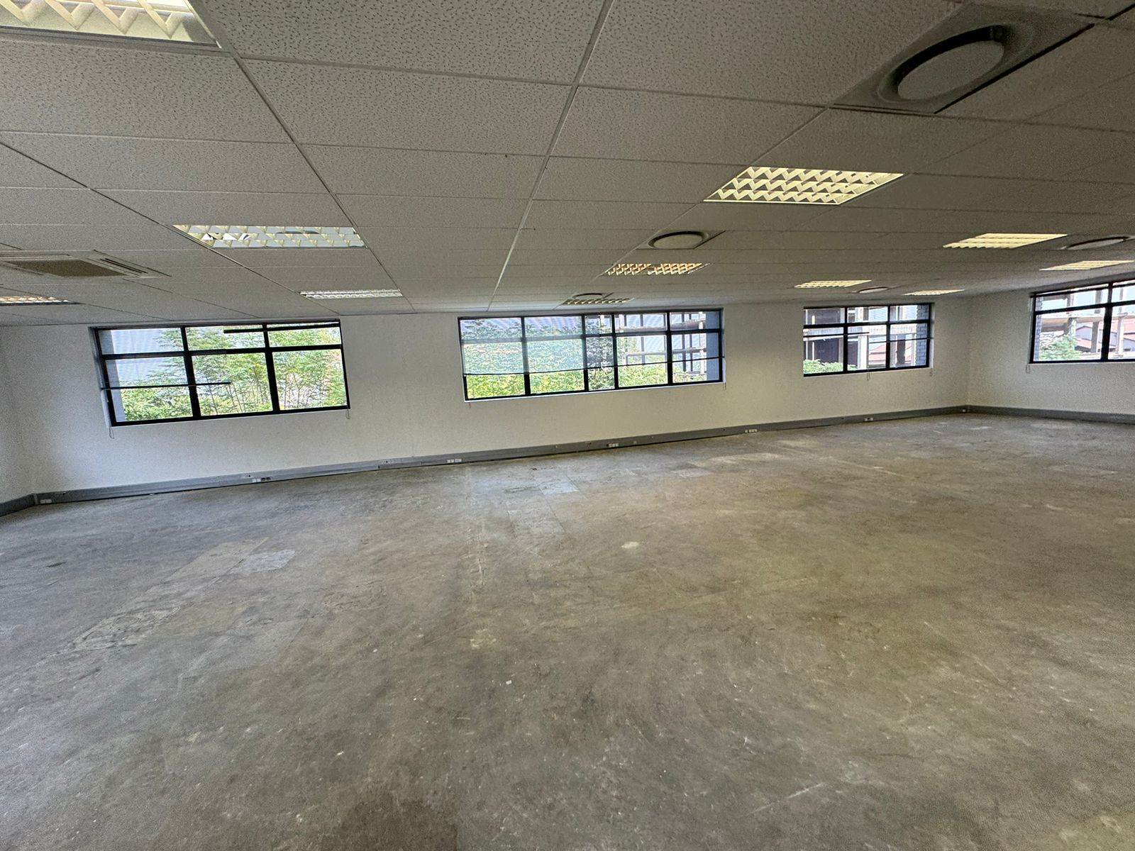 317  m² Commercial space in Sunninghill photo number 9