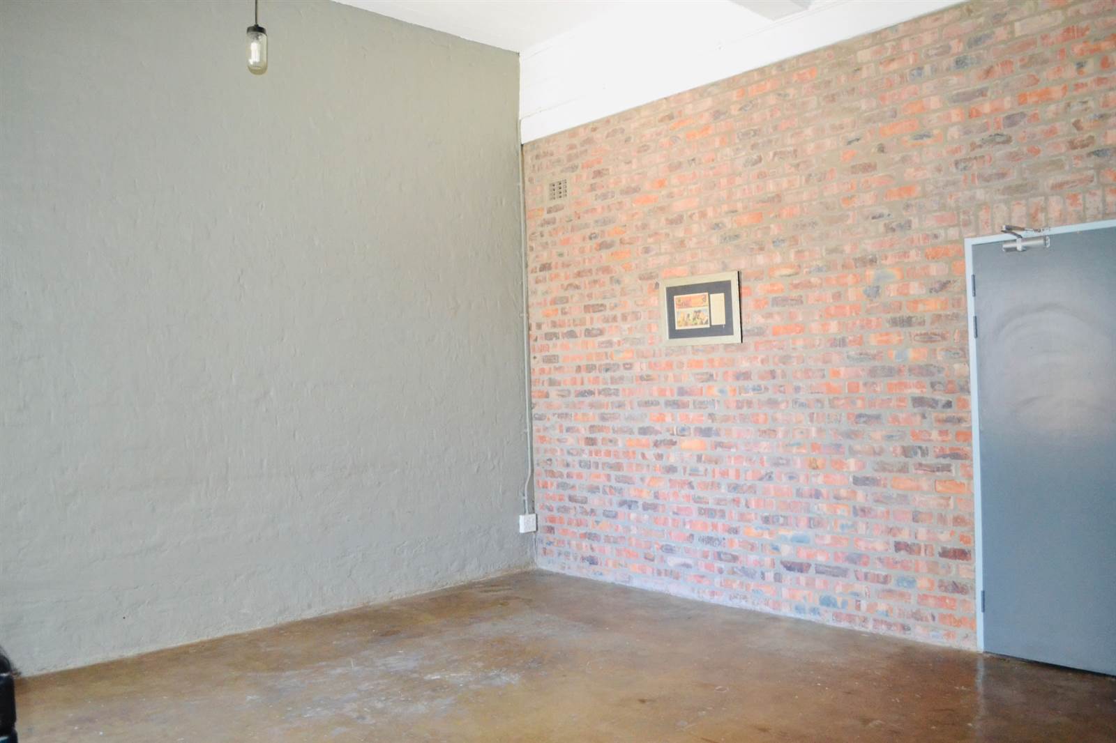 0.5 Bed Flat in City & Suburban (Maboneng) photo number 3