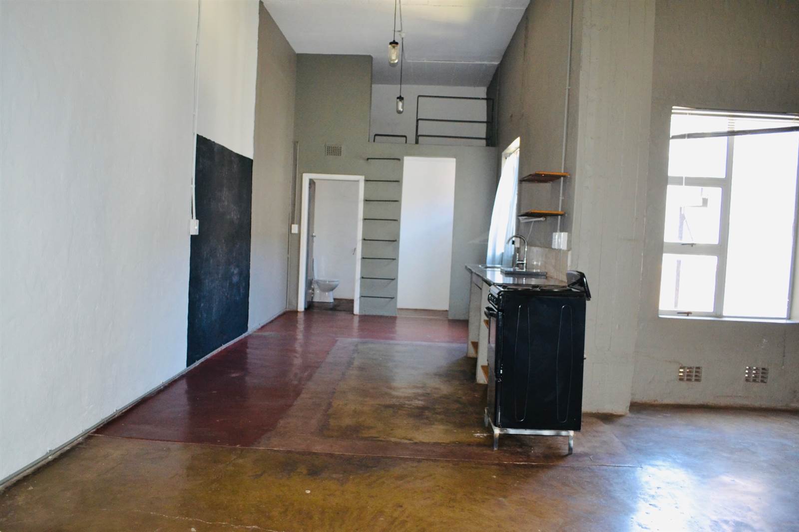 0.5 Bed Flat in City & Suburban (Maboneng) photo number 1