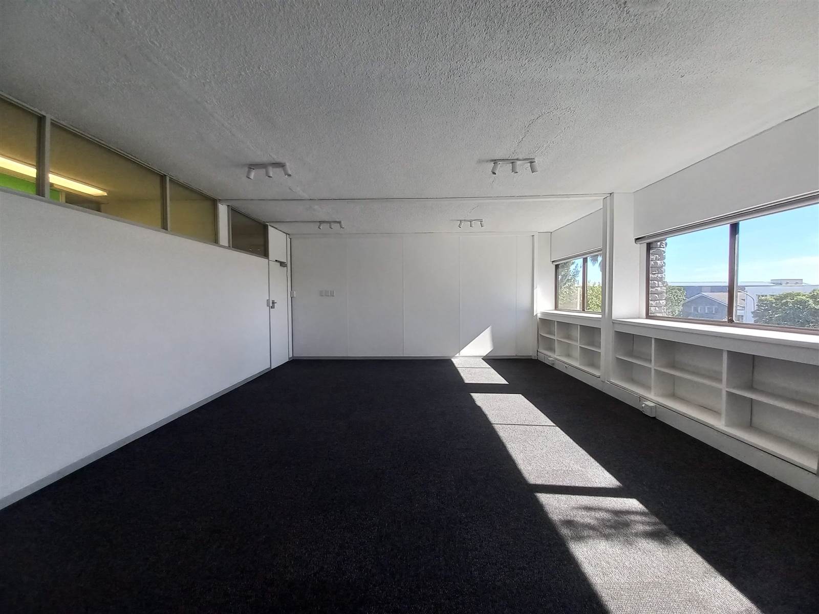 183  m² Commercial space in Pinelands photo number 25