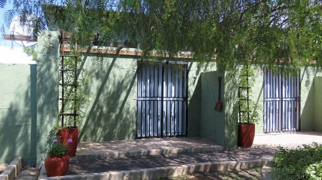 812  m² Commercial space in Beaufort West photo number 1