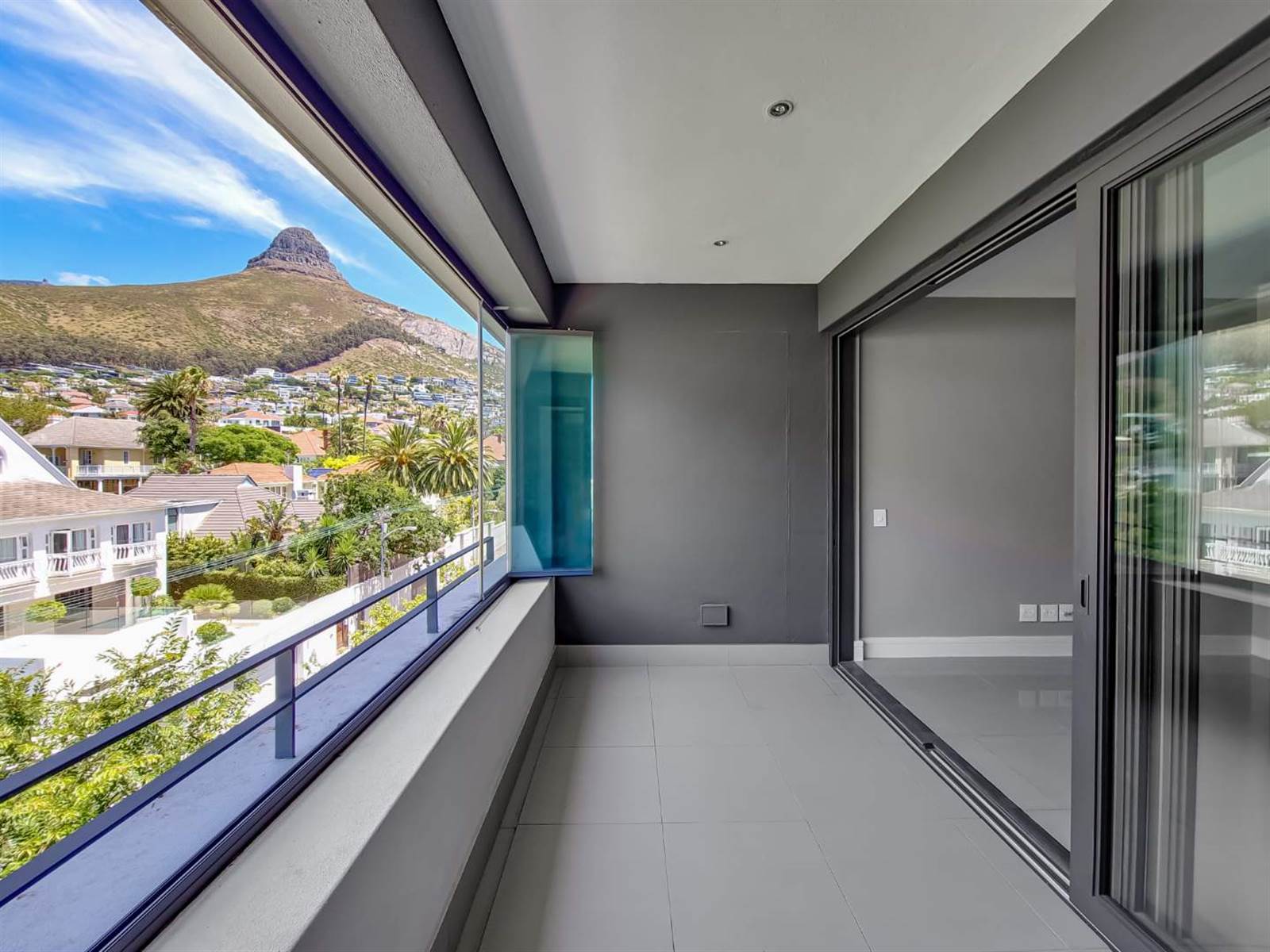2 Bed Apartment in Fresnaye photo number 14