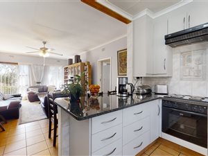 3 Bed Townhouse in Parkrand