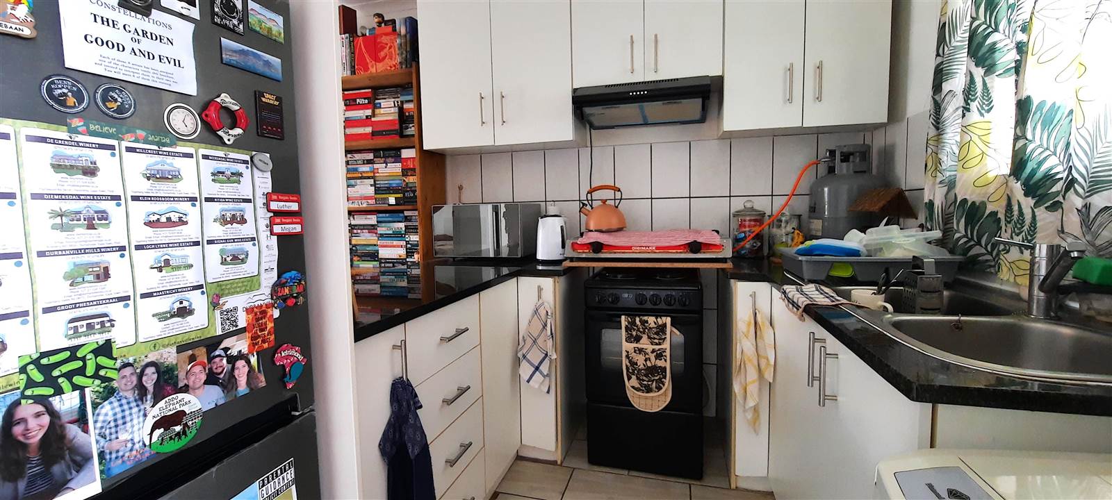 2 Bed Apartment in Vredekloof photo number 2