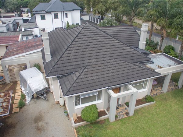 4 Bedroom House 4 Bedroom House