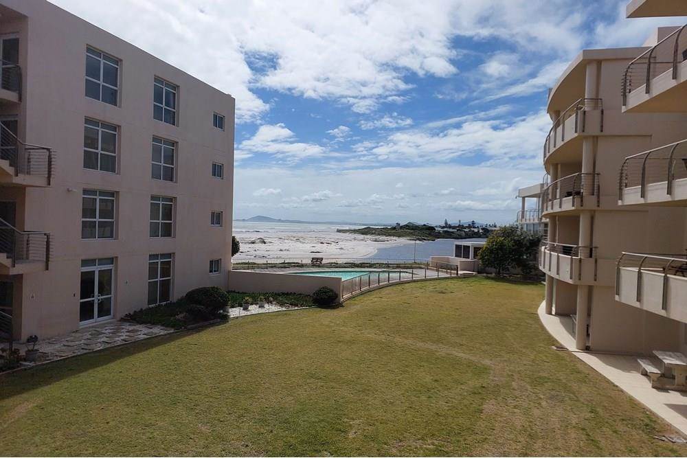 2 Bed Apartment in Lagoon Beach photo number 26