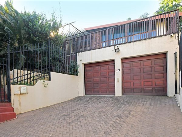 3 Bedroom House 3 Bedroom House