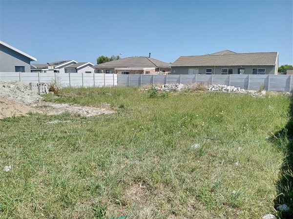 428 m² Land available in Fairview