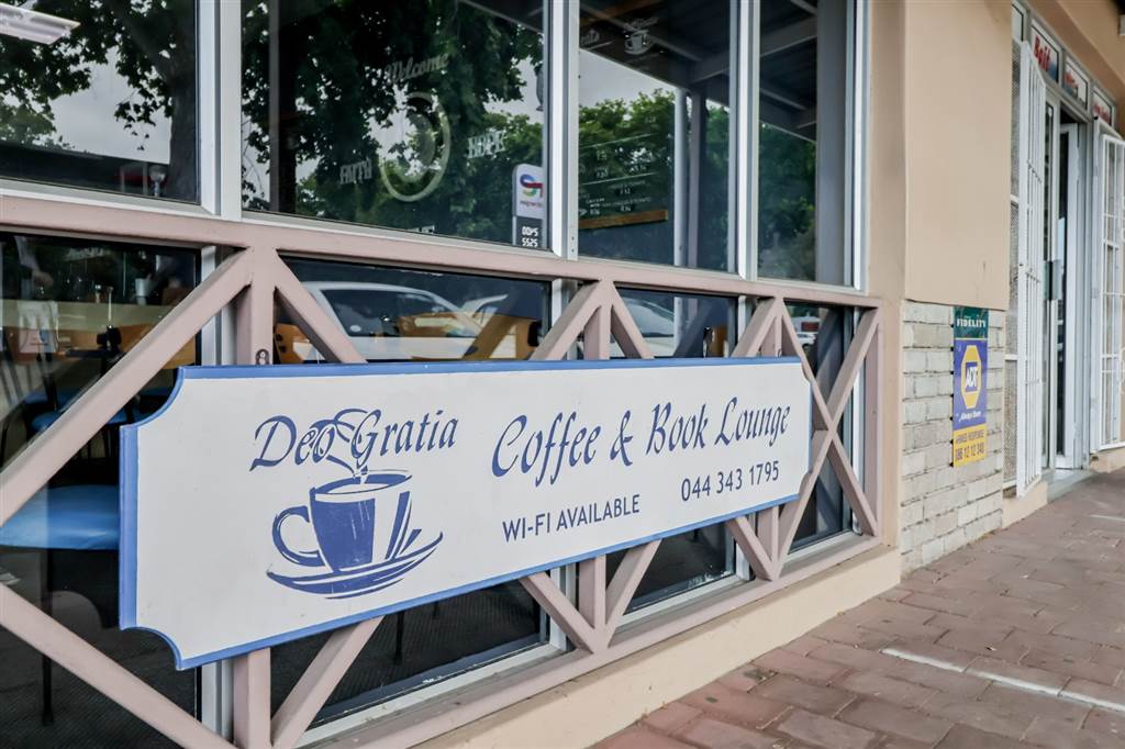 95 m² Commercial space for sale in Sedgefield T4409343 Private Property
