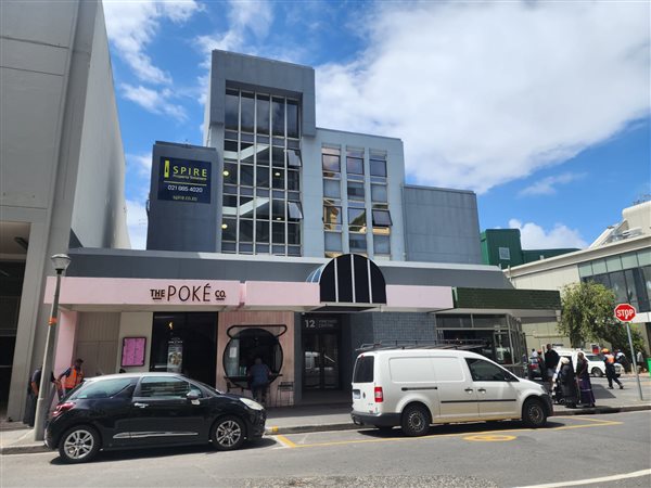 63  m² Commercial space in Claremont