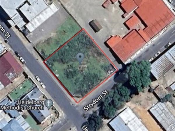 1 272 m² Land