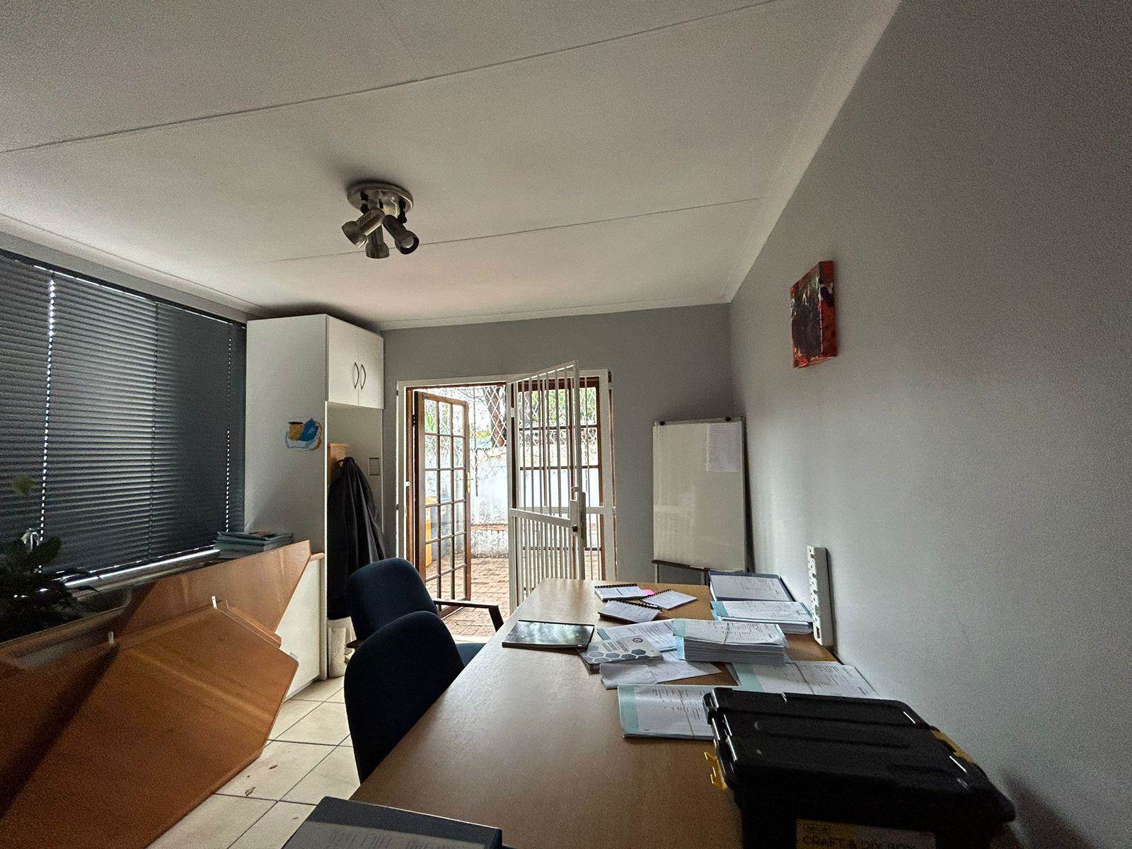 34  m² Commercial space in Melville photo number 13