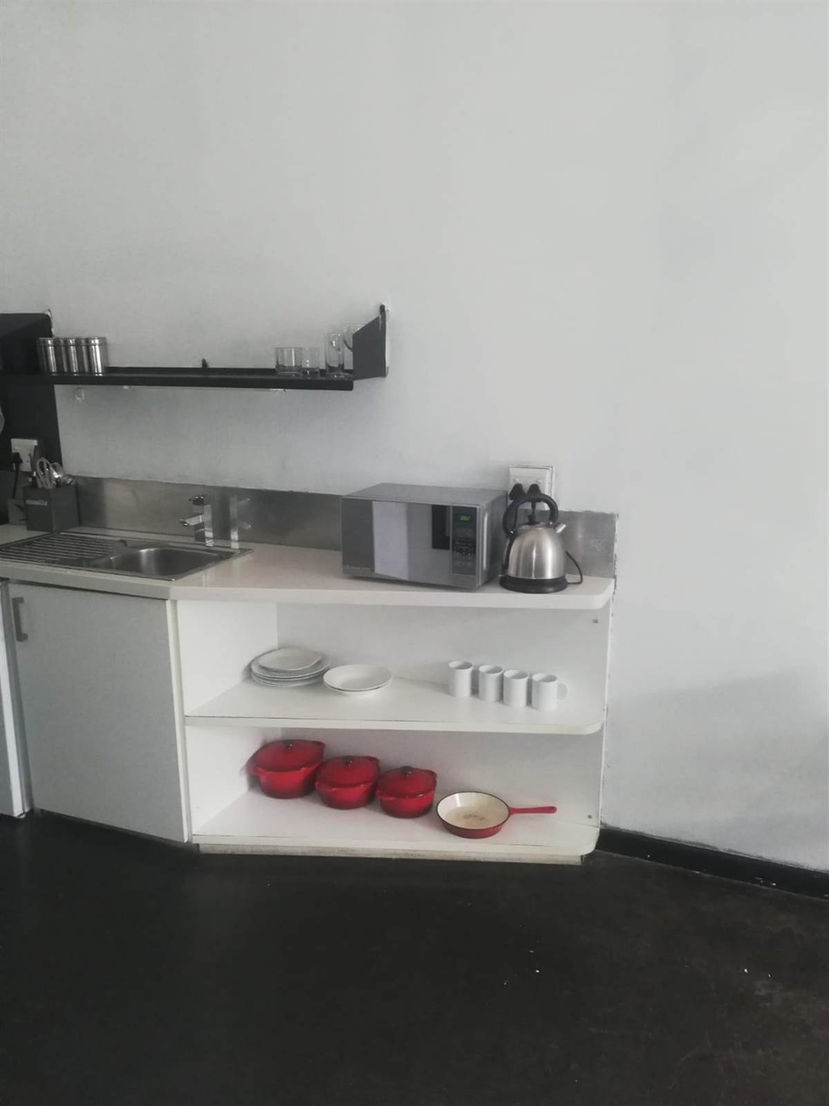 1 Bed Apartment in Maboneng photo number 8