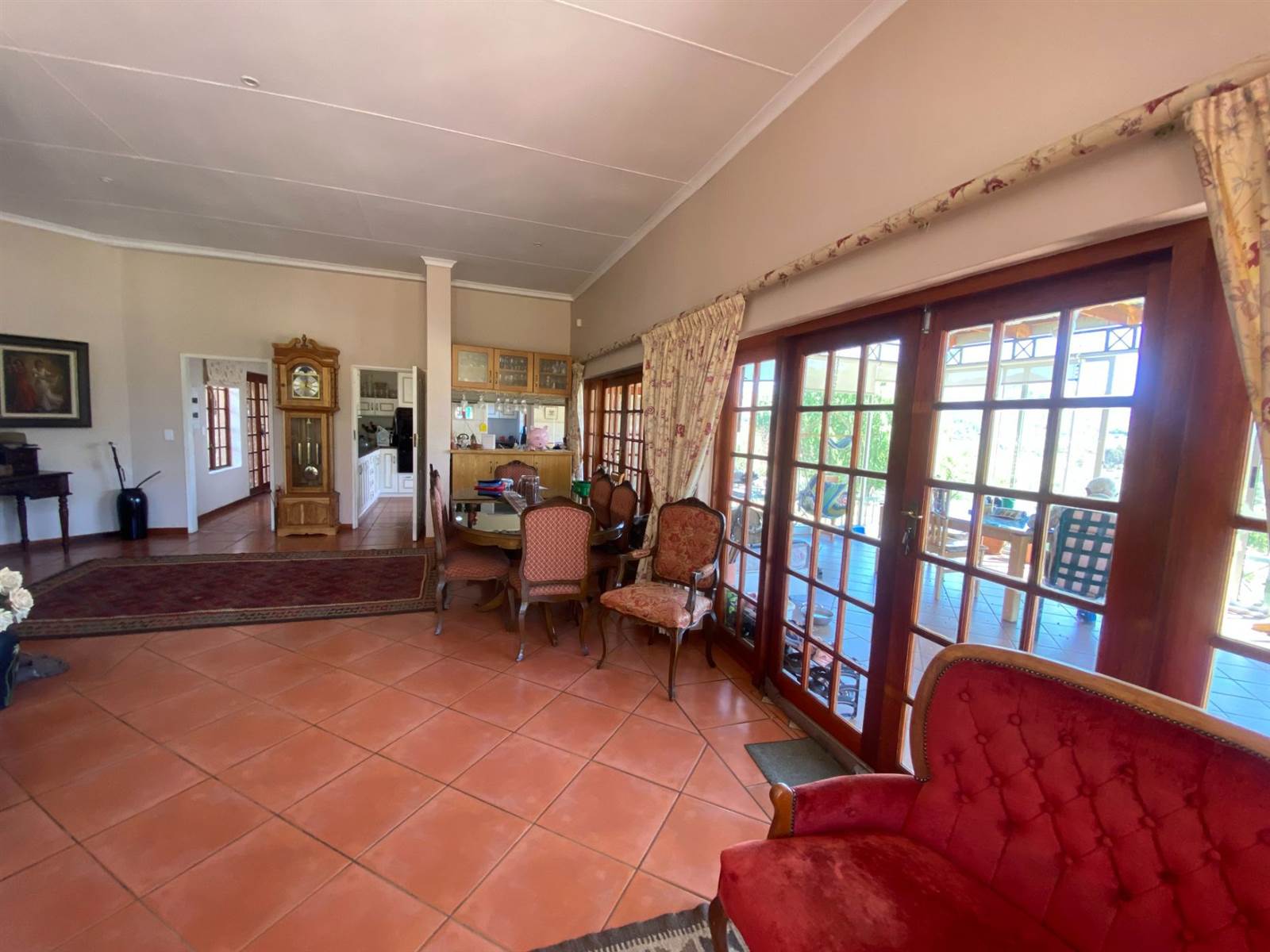 4 Bed House in Clarens photo number 5