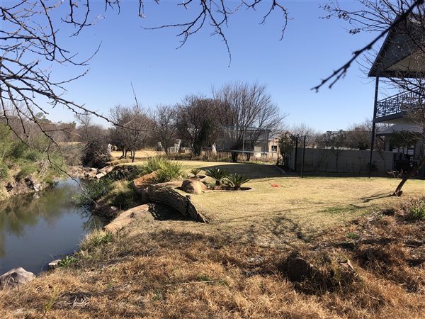 696 m² Land available in Parys Golf Estate