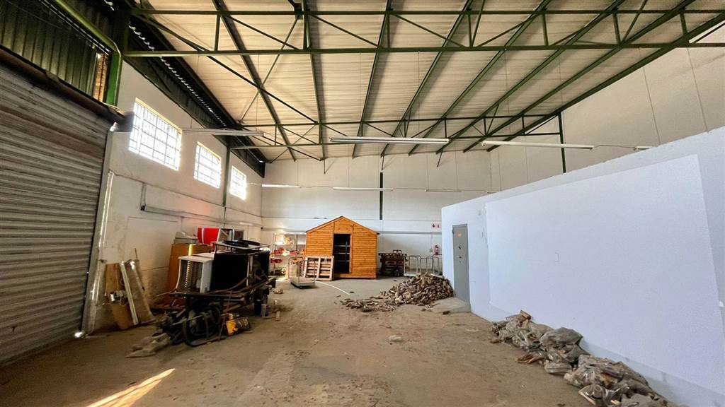 463  m² Industrial space in Silverton photo number 3