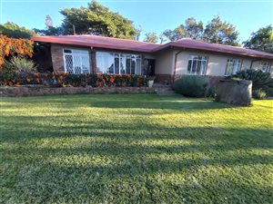 4.8 ha Smallholding in Strydfontein and surrounds