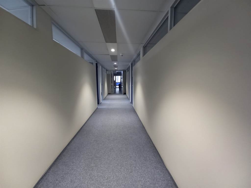 45  m² Office Space in Pretoria Central photo number 9