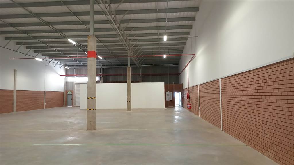 696  m² Industrial space in Olifantsfontein photo number 8