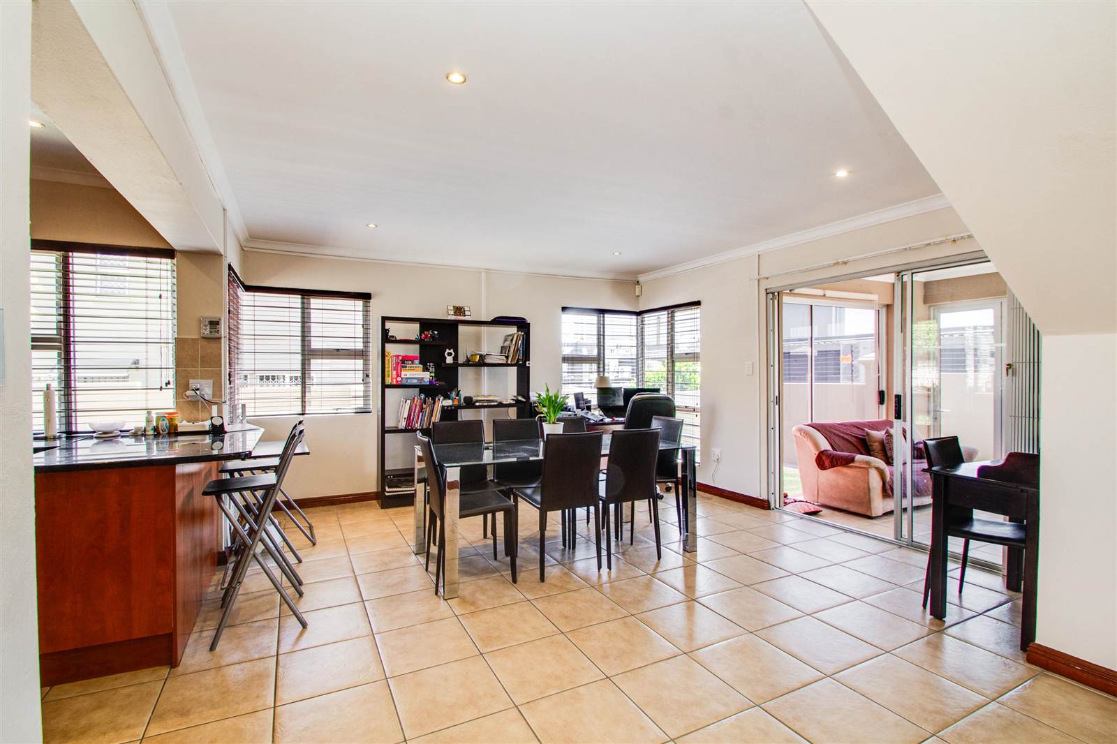 3 Bed Cluster in Randpark Ridge photo number 6