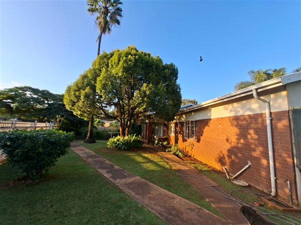 3 Bedroom House 3 Bedroom House