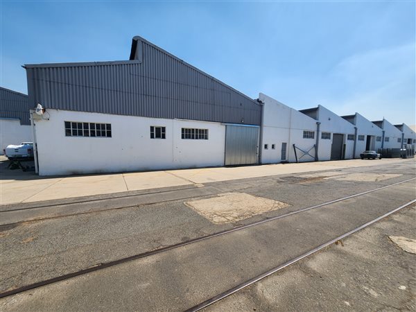 3 000 m² Commercial space 3 000 m² Commercial space