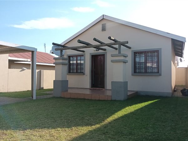 2 Bed House in Witbank Central