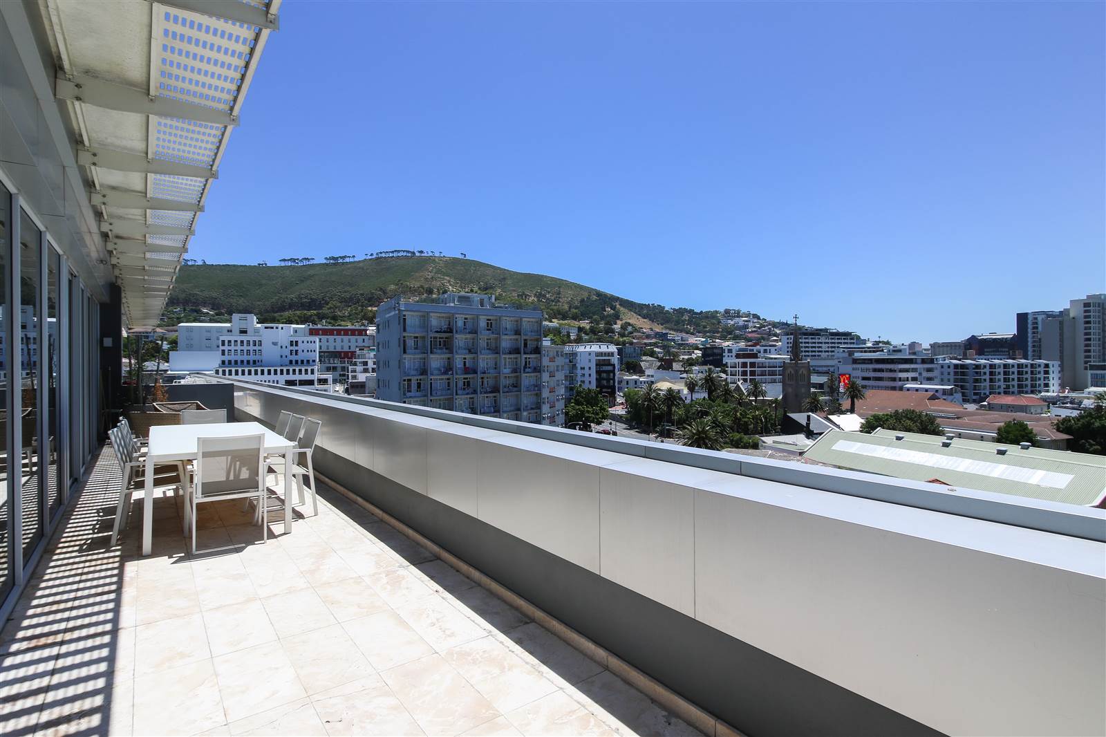 3 Bed Penthouse in Cape Town City Centre photo number 26