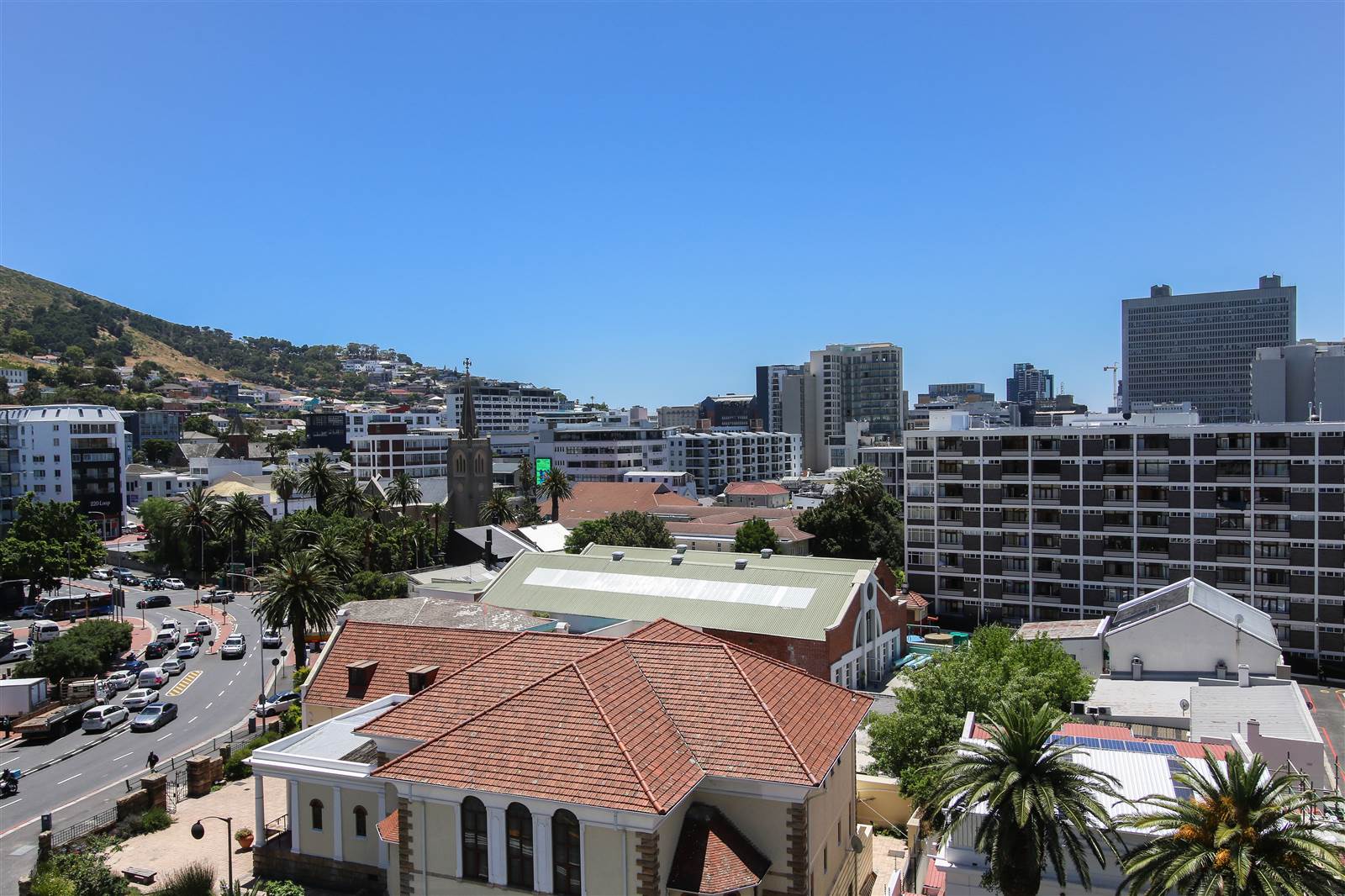 3 Bed Penthouse in Cape Town City Centre photo number 30