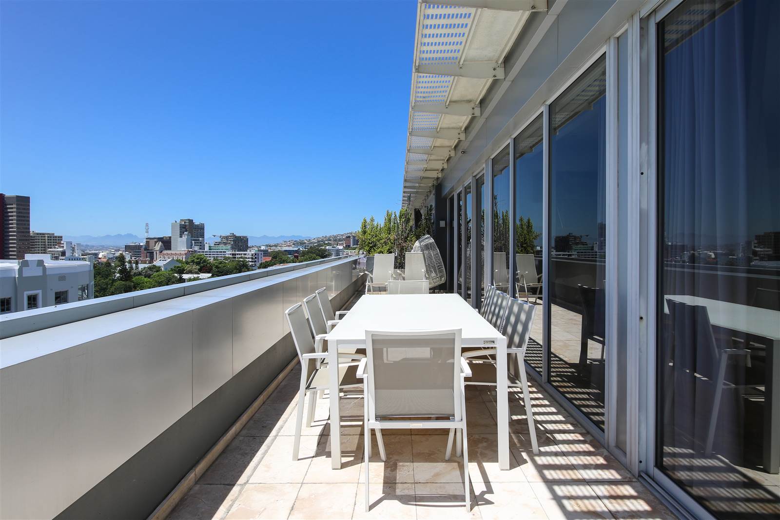 3 Bed Penthouse in Cape Town City Centre photo number 23