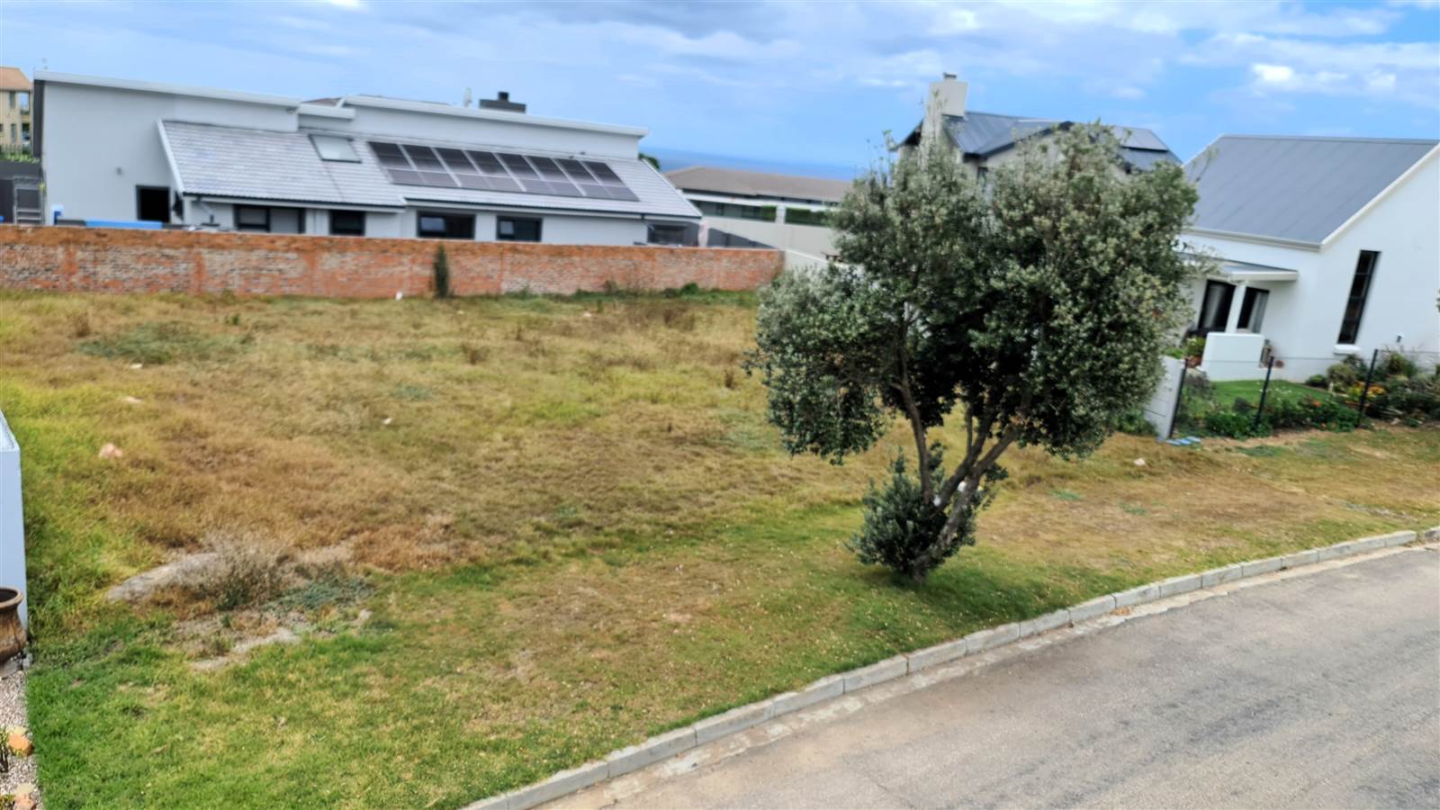 475 m² Land available in Mossel Bay Ext 15 photo number 6