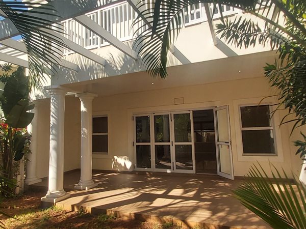 4 Bedroom Townhouse 4 Bedroom Townhouse