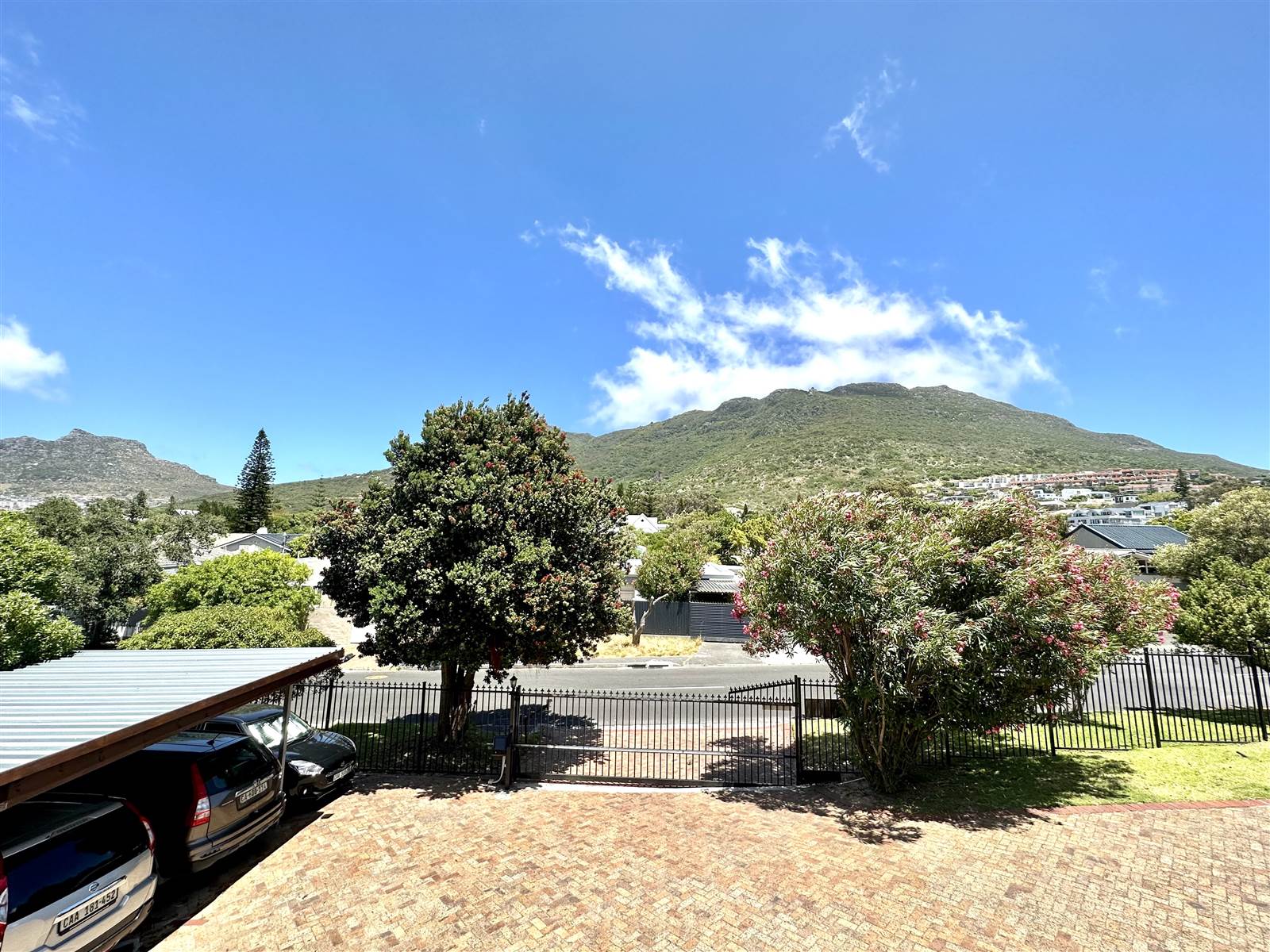 3 Bed Townhouse in Hout Bay and surrounds photo number 14