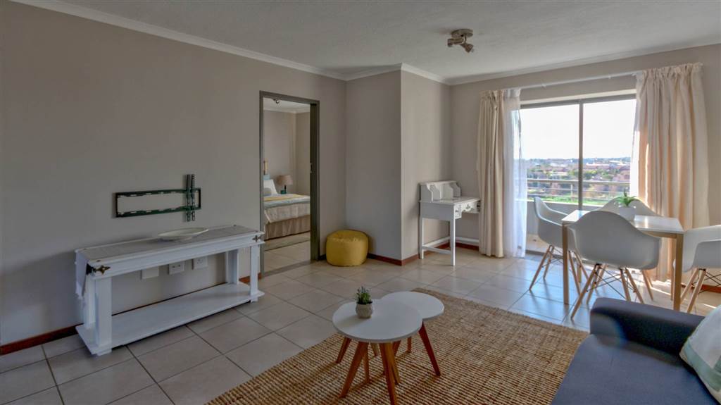 2 Bed Apartment in Highveld photo number 20